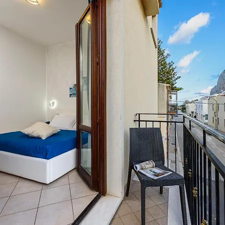 Hotel La Darsena 3*