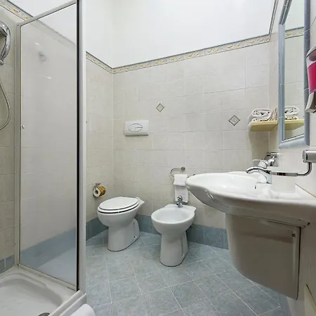 Hotel Hotel La Darsena 3*